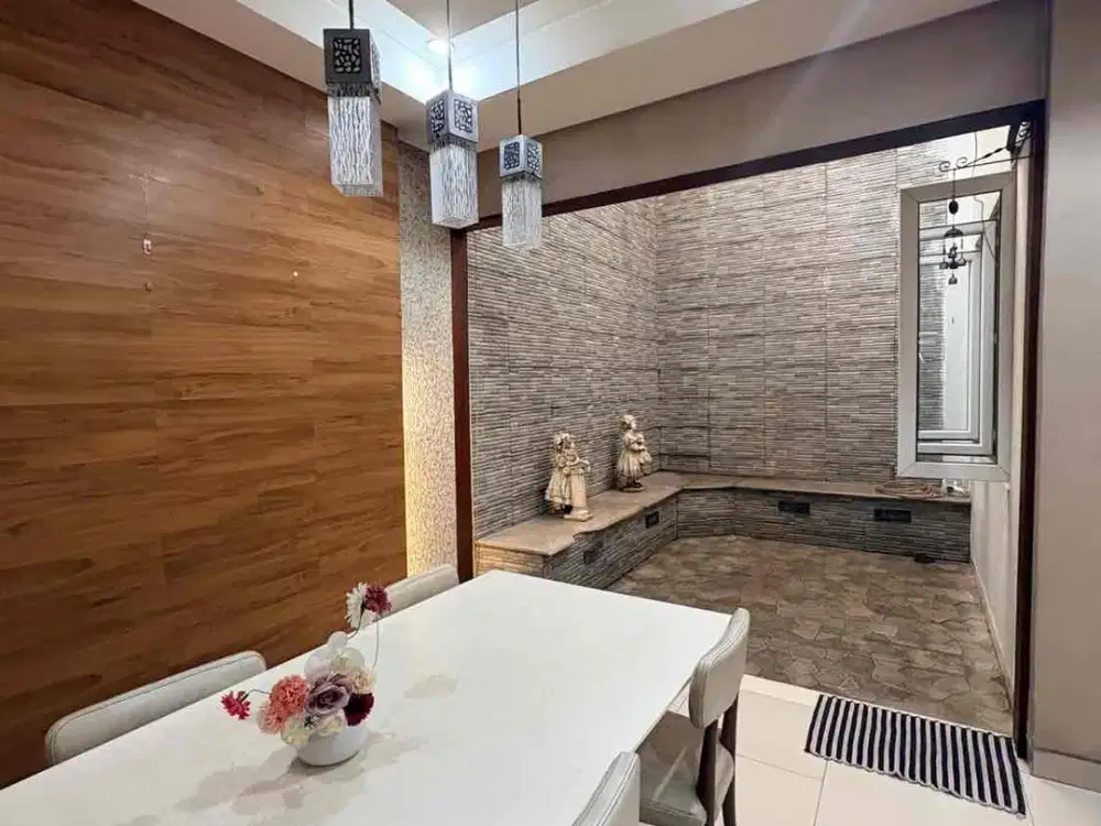 Jual Rumah Manyar Permai PIK 7x24 2,5 Lantai Full Furnished