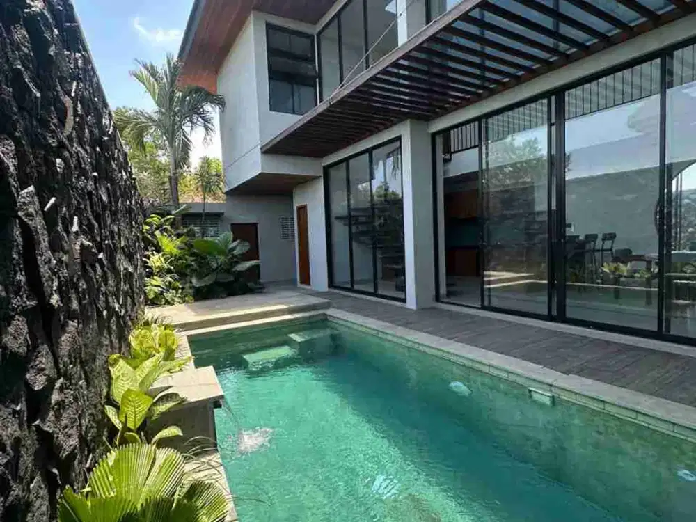 New Modern Vila 3 bedroom fully furnished dekat pantai melasti Jimbaran
