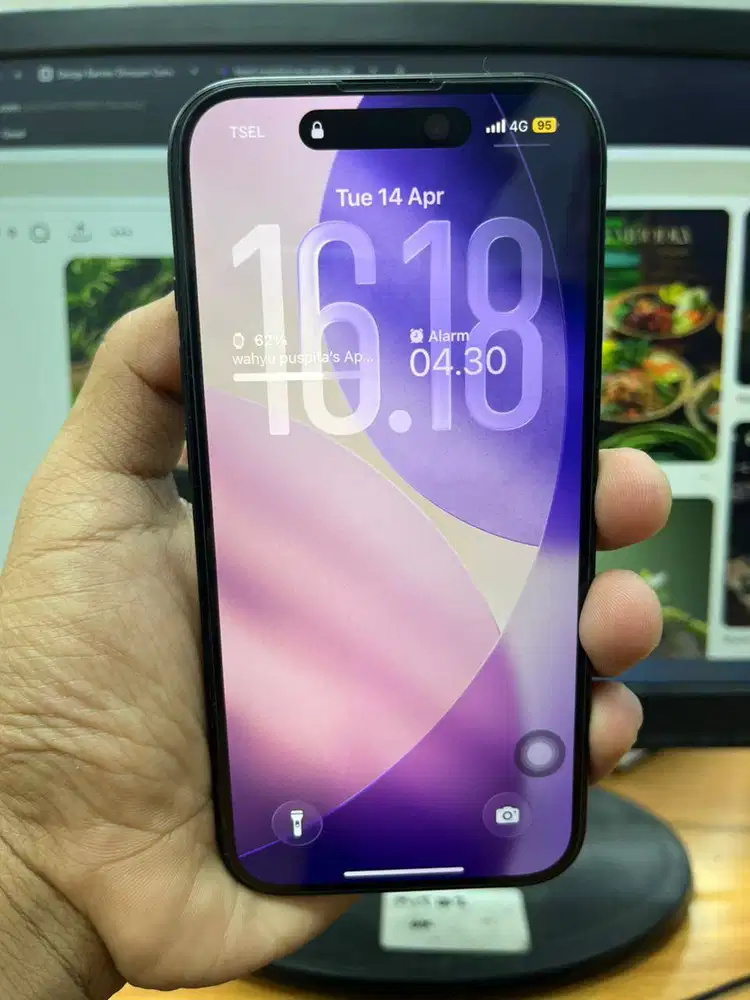 iPhone 15 128GB Black Ex Digimap Like New 99% BH 85% Ex Cewek