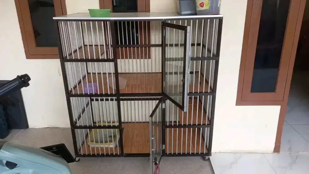 Kandang kucing masih bagus Jual cepat