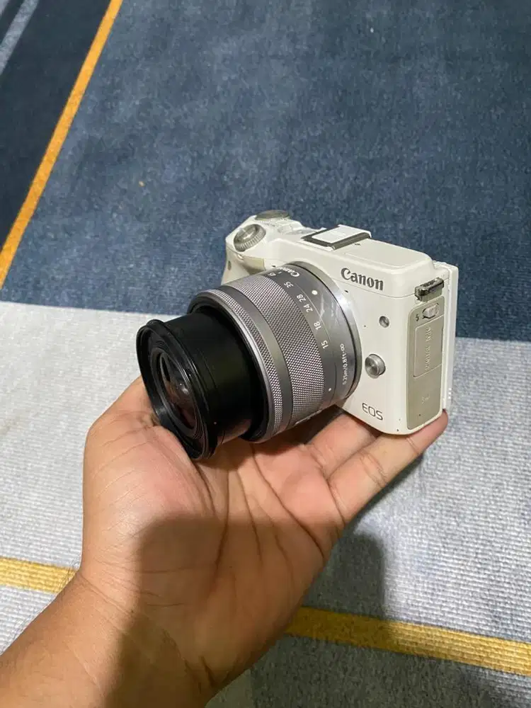 Canon m3 normal lensa kit 15-45