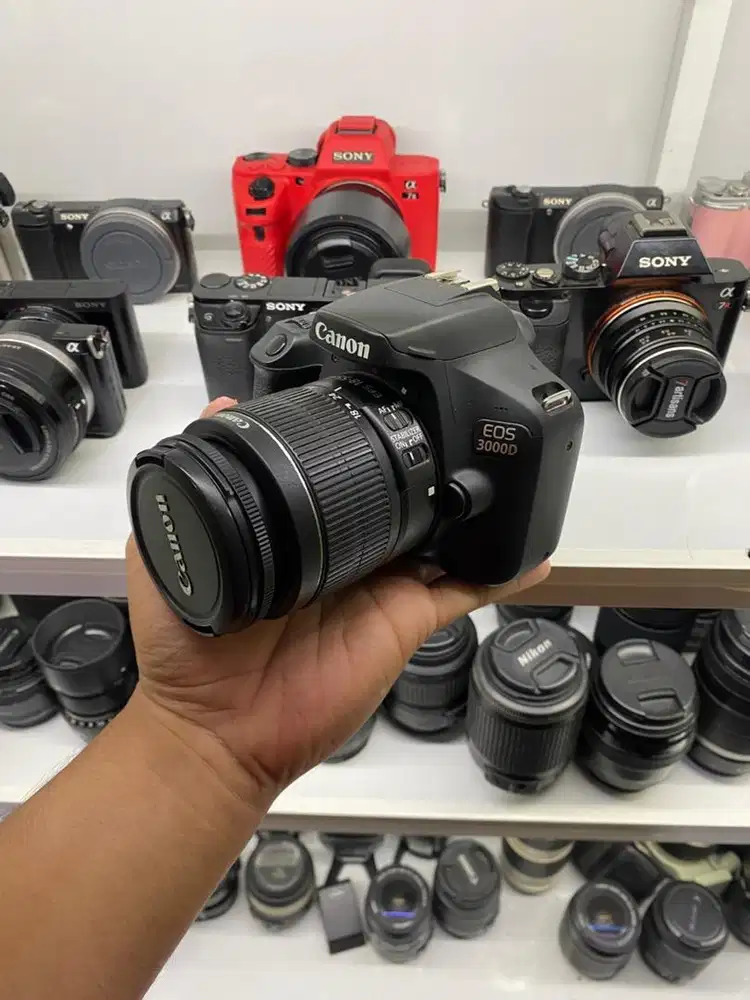Kamera canon 3000D kit 18-55 wifi normal siap pakai
