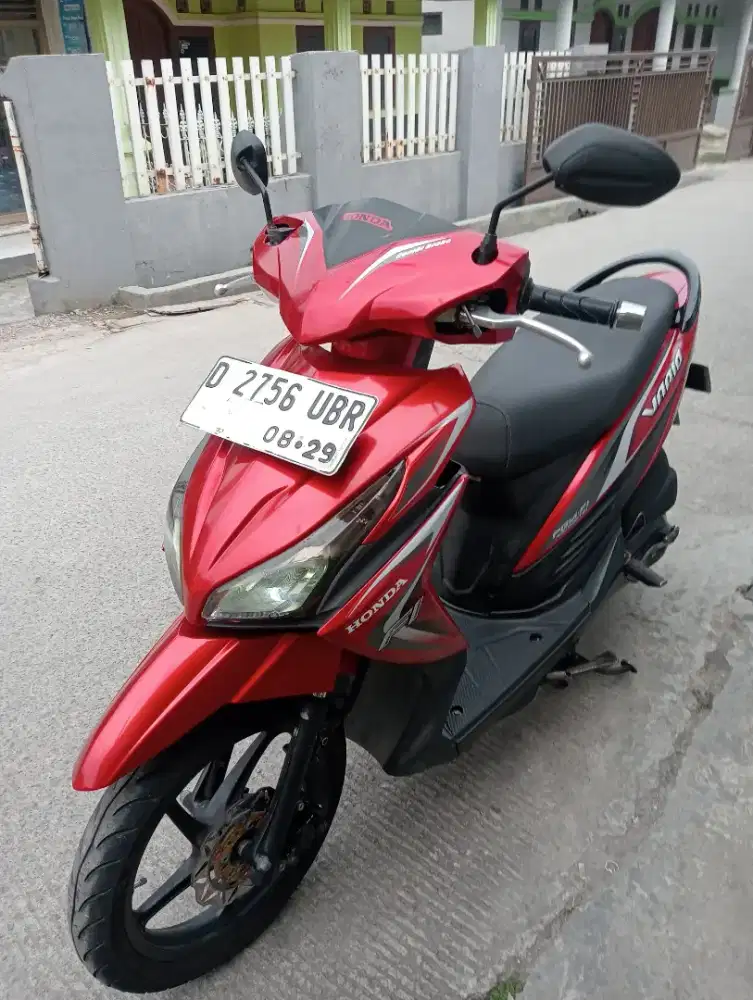 Honda Vario Agnes Fi 2014 Merah Ori mulus mantap siap pakai
