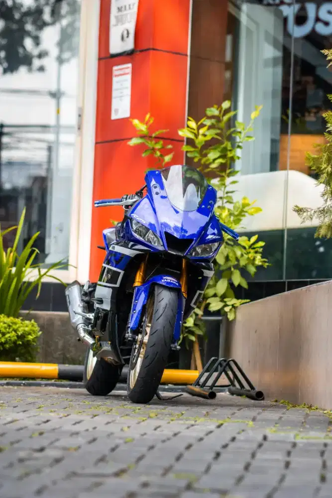 YAMAHA R25 V2 TAHUN 2018 ISTIMEWA