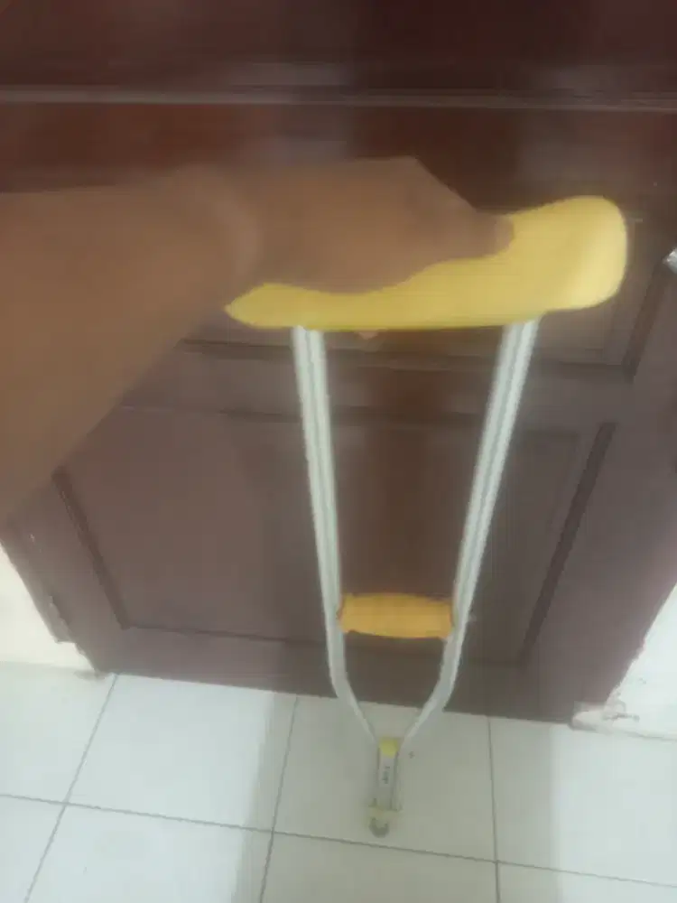 Tongkat Kruk Ketiak Juara