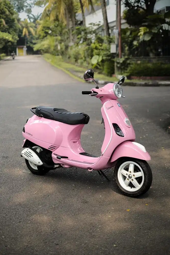 PIAGIO VESPA MATIC VESPA LX 150 3VIE TAHUN 2013