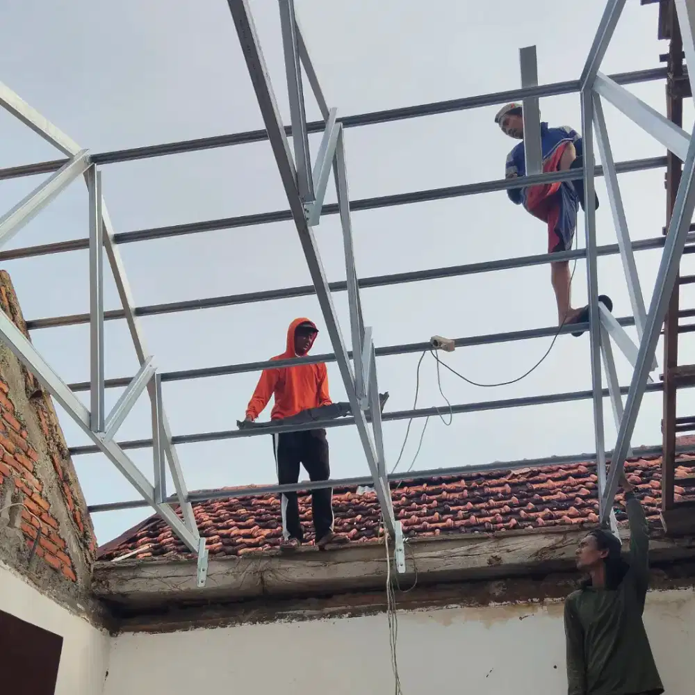 Renovasi Atap Baja Ringan