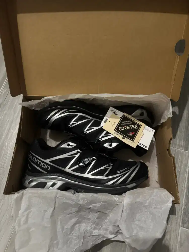 Sepatu SALOMON XT-6 Goretex Size 40.5