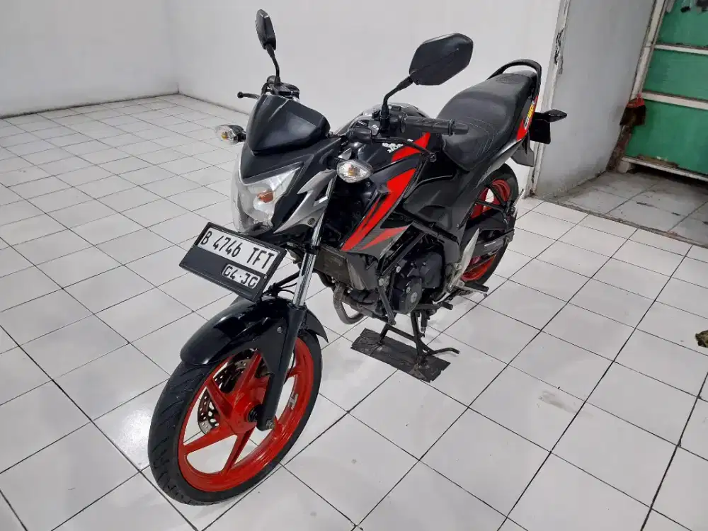 Honda CB 150 R pajak hidup panjang mulus