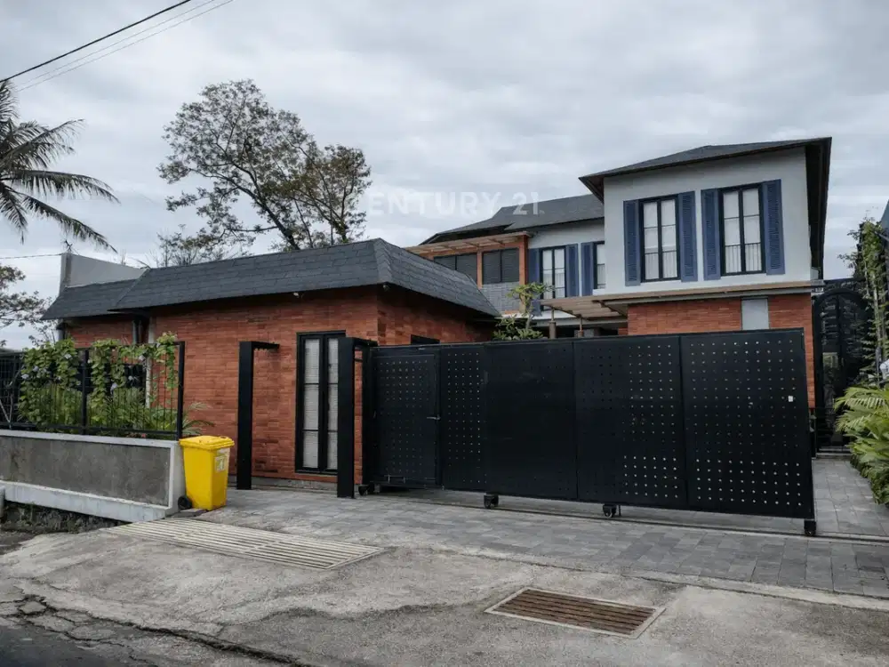 Villa Di Sleman Utara Ada Kolam Renang Dan View Gunung Merapi