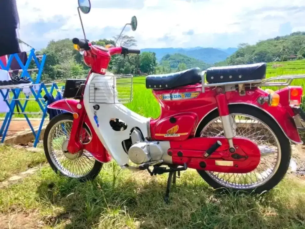 C70 MERAH FULL RESTORASI MULUS SIAP GASS