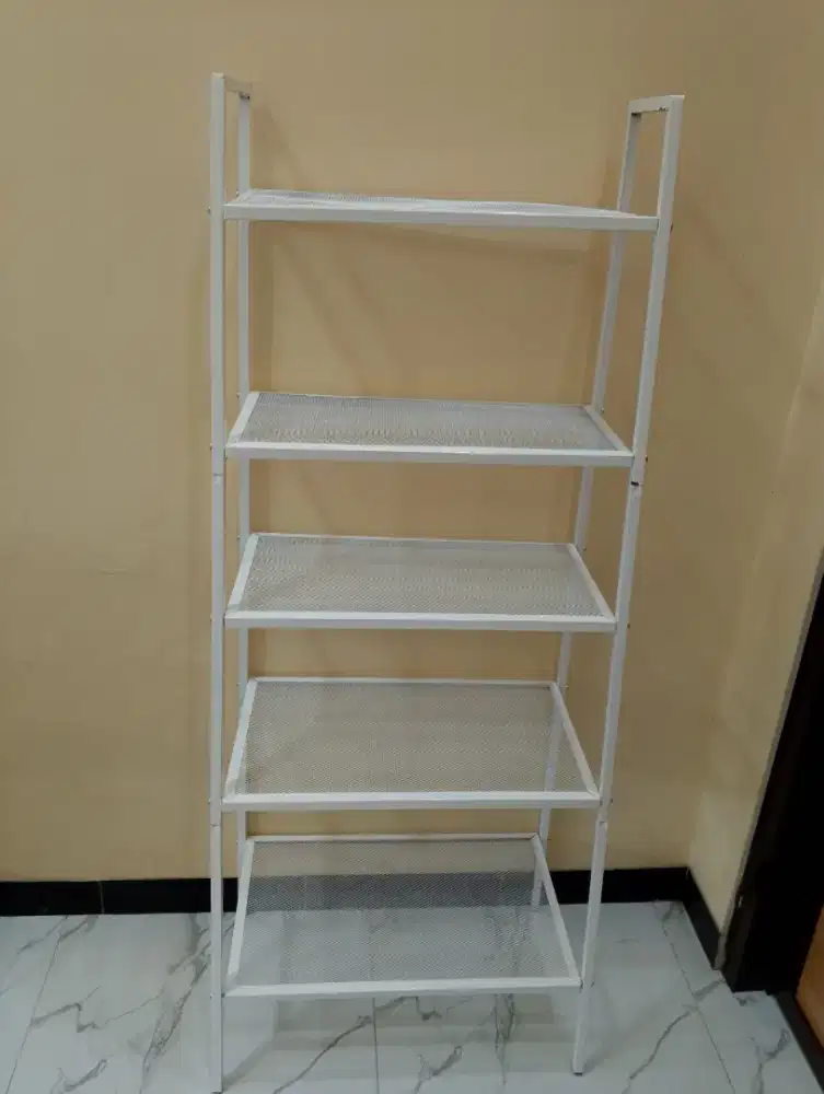 Rak susun sudut minimalis rak besi pajangan serbaguna 5 tingkat