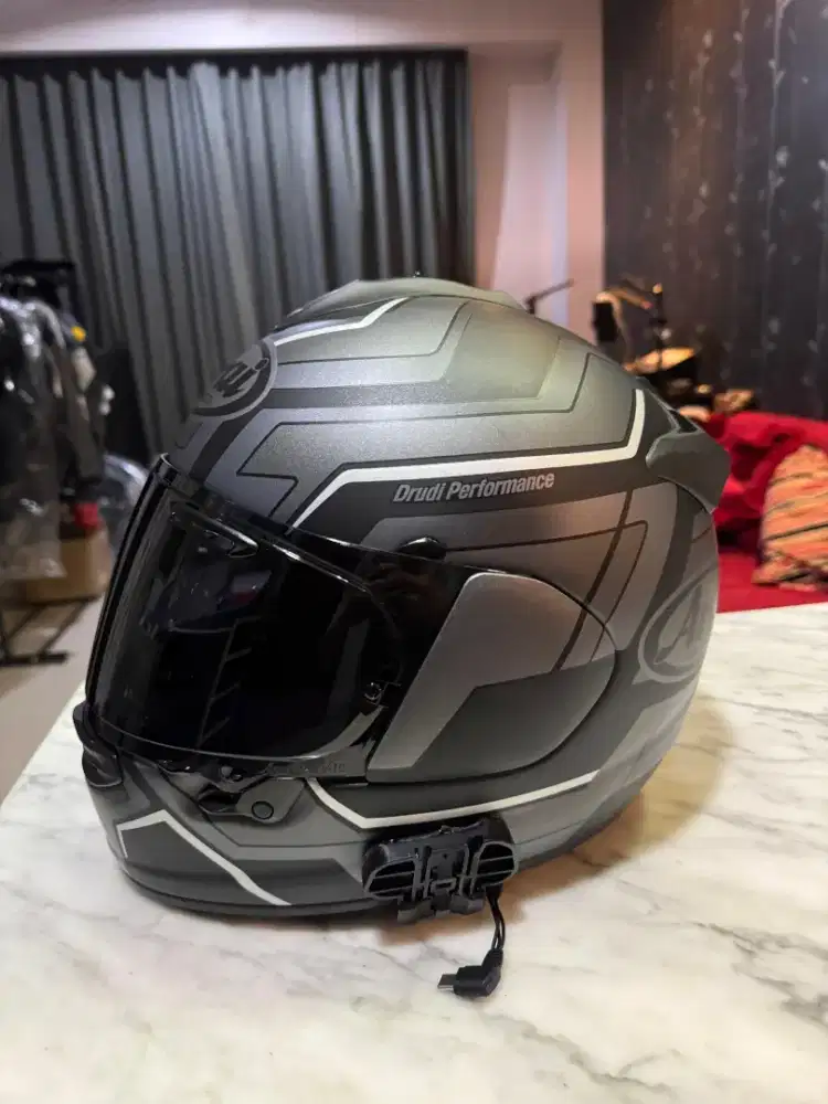 arai vector x black