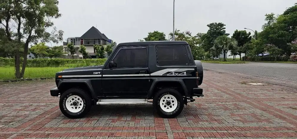Antik! Taft GT F704x4 th 1993 Original Cat dan Interior, bagus pol