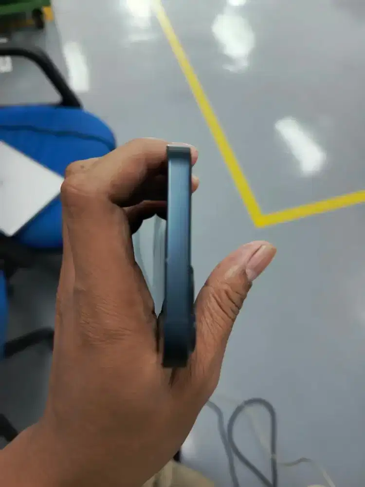 iPhone 13 ibox ( hp + kabel data )