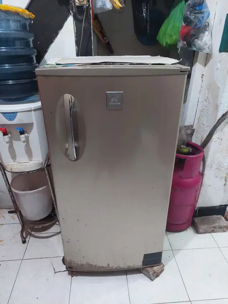 JUAL CEPAT KULKAS PINTU RUSAK