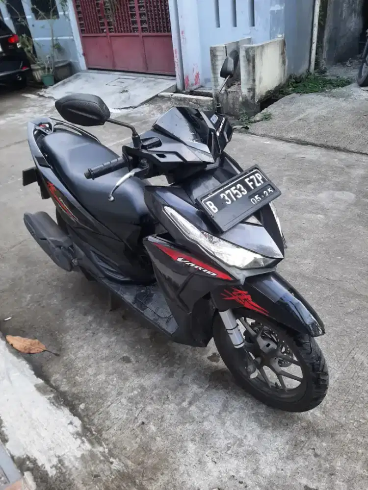 Honda Vario LED 125 2015 ss lengkap mesin bagus plat Bekasi kabupaten