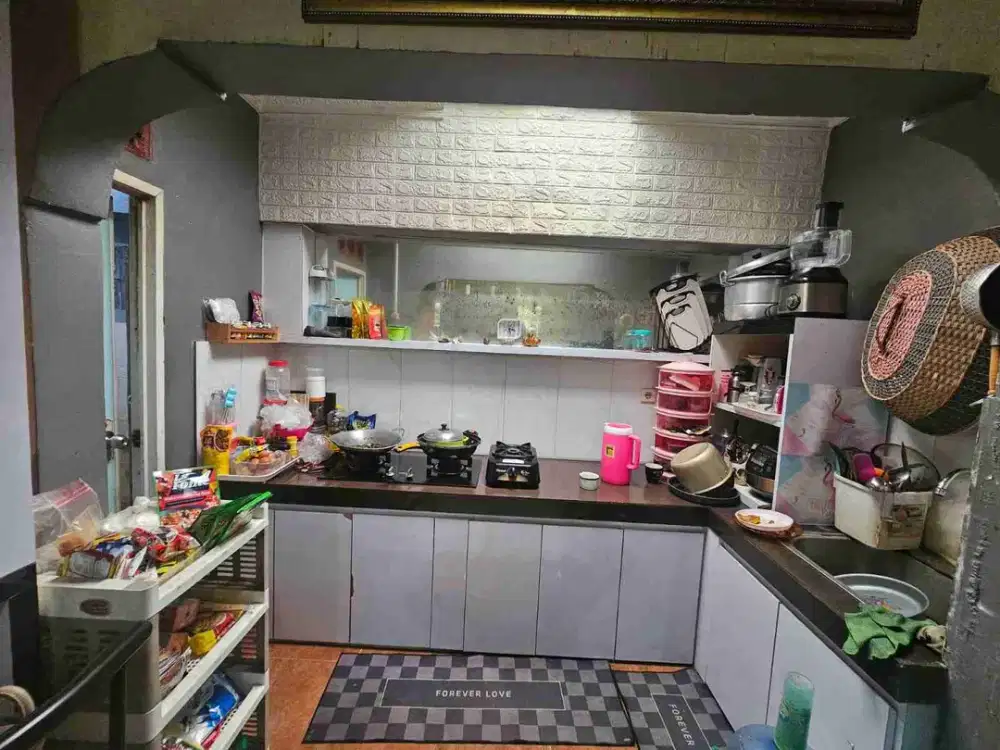 Dijual cepat siap huni di Bulevar Hijau Harapan Indah Bekasi