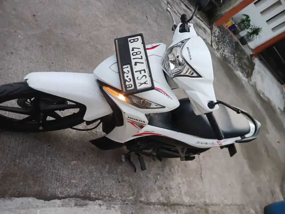 Honda Revo X 2018 ss lengkap mesin bagus stater tokcer plt Bekasi Kota