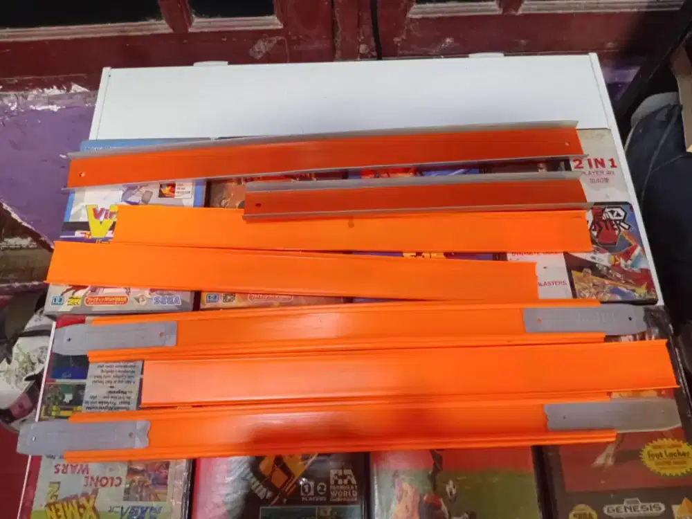 Mainan anak trak mobil