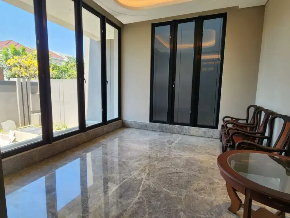 RUMAH BARU MEWAH SURABAYA