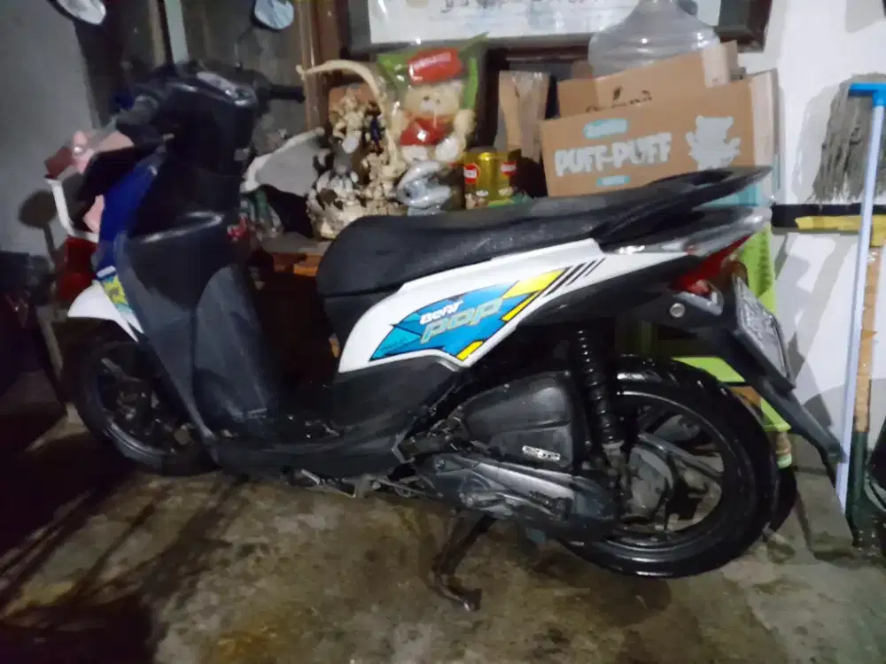 Beat pop,mesin,cvt sehat,body original,minus pajak plat 2-2021