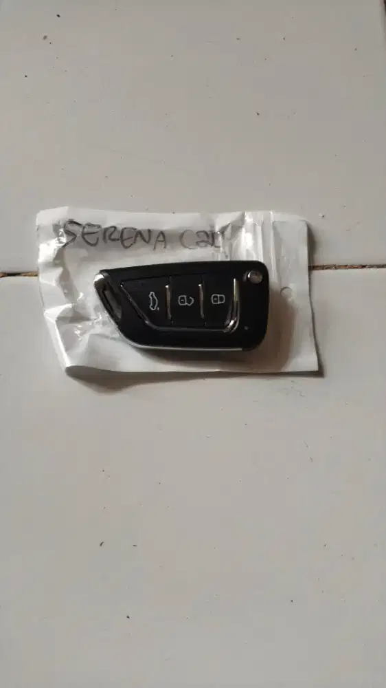 Remot Nissan Serena C24