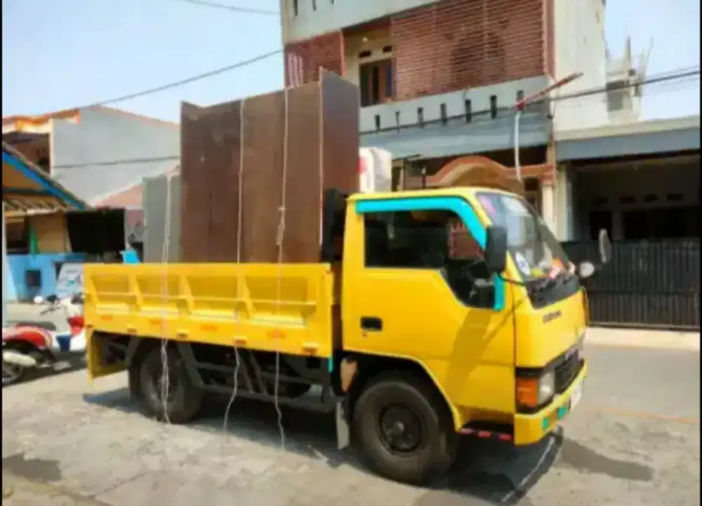 Sewa mobil pindahan dan angkut barang