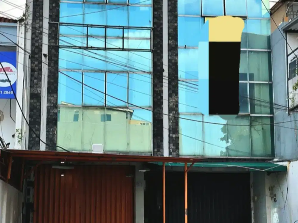 RUKO 3,5 LANTAI di Tebet Jakarta Selatan Disewakan Murah