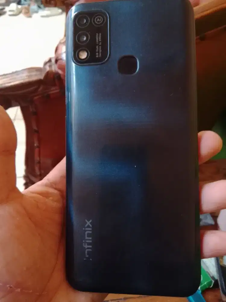 Tipe handphone Infinix hot 11 play