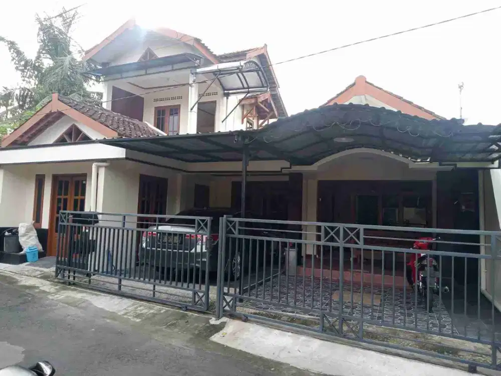 Dikontrakkan Rumah besar di seputaran RSUD Sleman jln Magelang