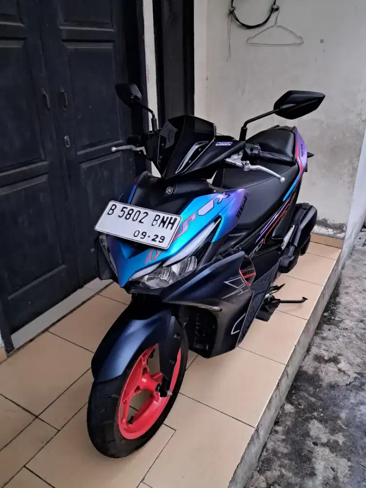 Yamaha Aerox 155 cyber city