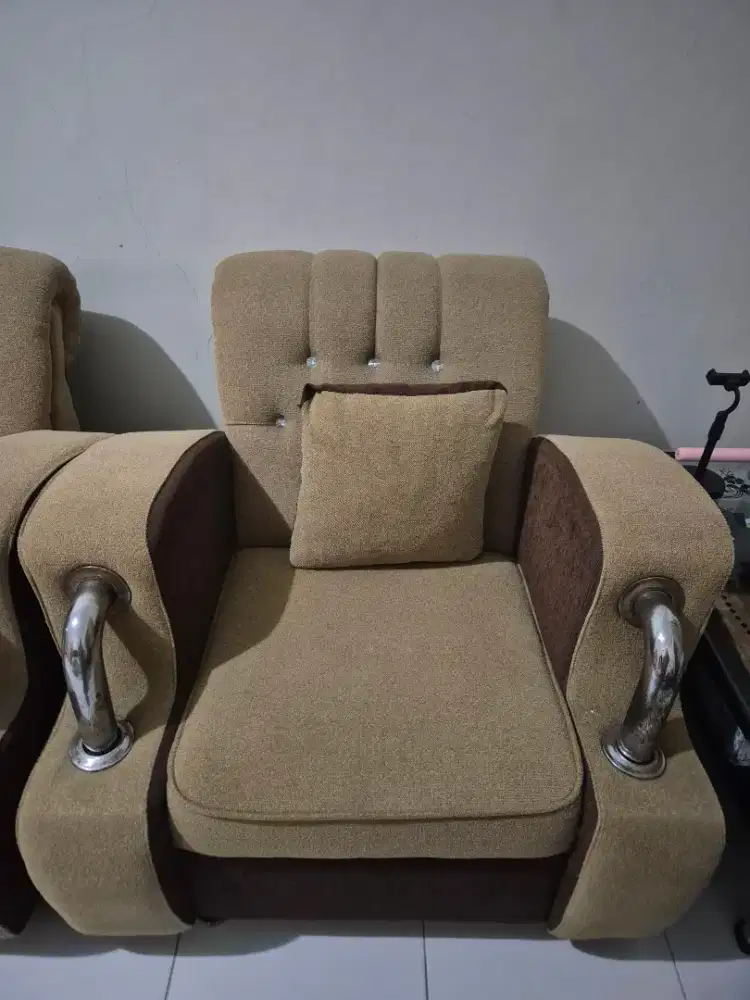 “BU! Sofa Tamu Set Lengkap 2+2+1 +Meja, Murah Siap Pakai