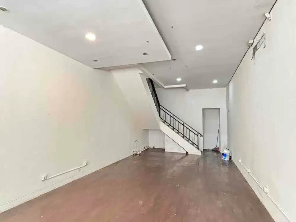 Sewa Ruko Boulevard Raya Kelapa Gading strategis Jalan raya siap huni 2 lantai termurah