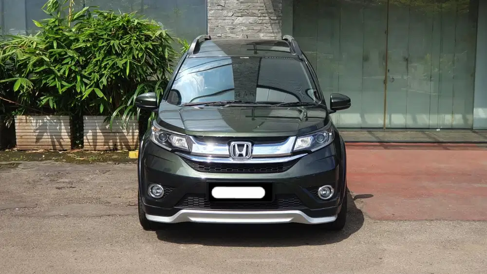 Honda brv prestige cvt matic 2017 hijau pajak panjang