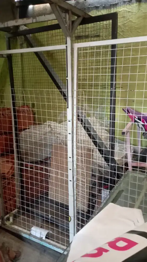 Ram kawat jaring gantungan pajangan