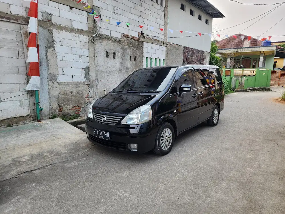 Nissan Serena 2012 Bensin