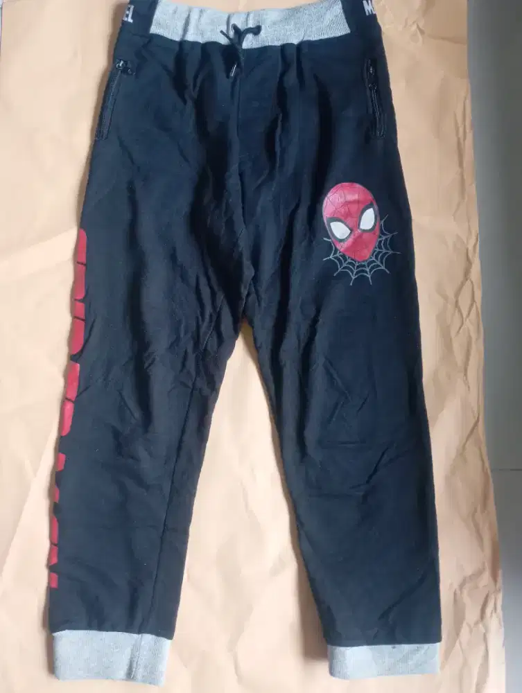 Celana Spiderman bekas bagus