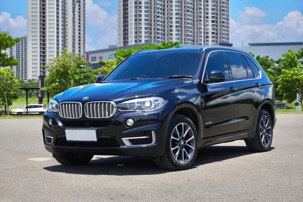 BMW X5 F15 xDrive35i xLine N55 2017 Hitam Mulus Murah DP Ringan