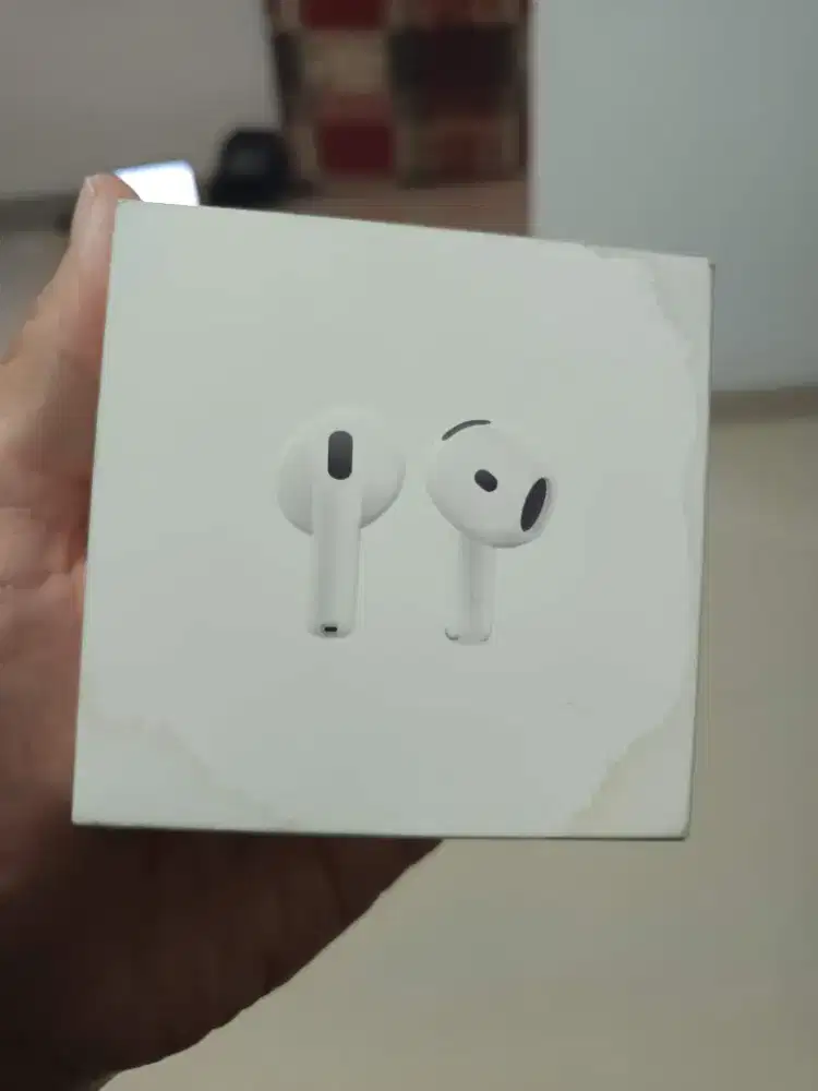 Airpods gen 4 (baru)