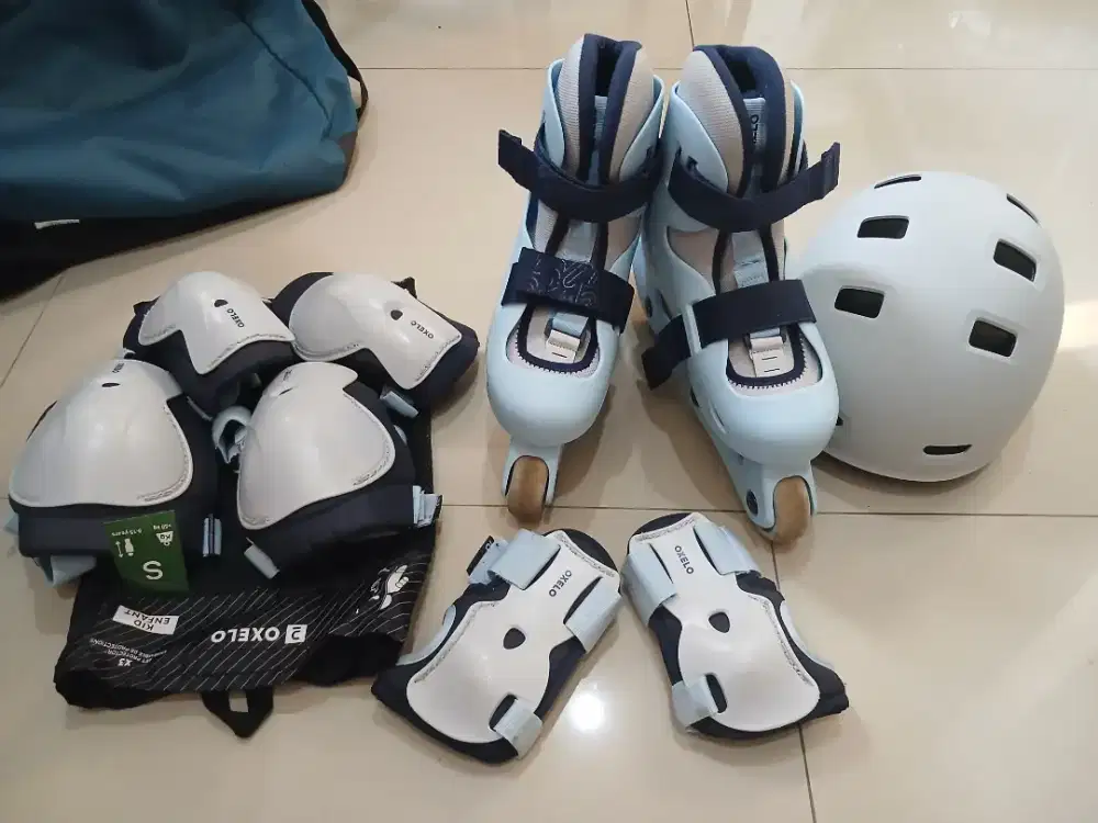 Set sepatu Roda OXELO uk 32-34