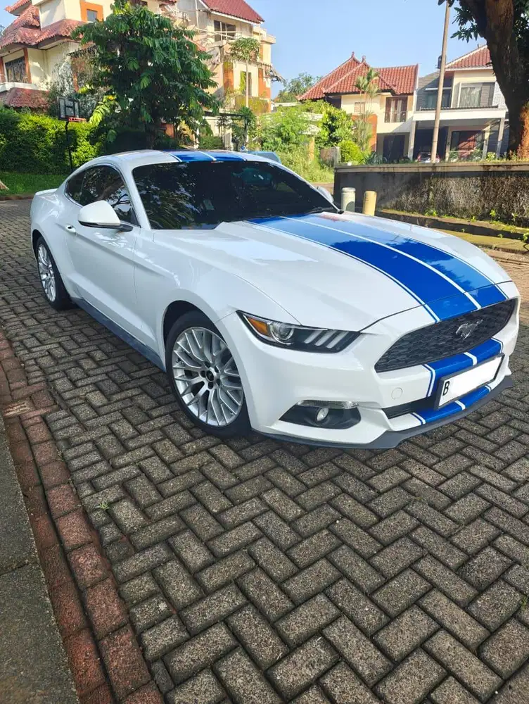 Mustang ecoboost 2016 LOW KM Pemilik Putih Jarang Ada No Banjir Laka Q
