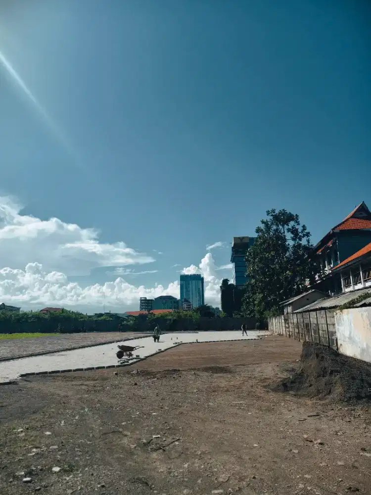 Kotraktor spesialis paving