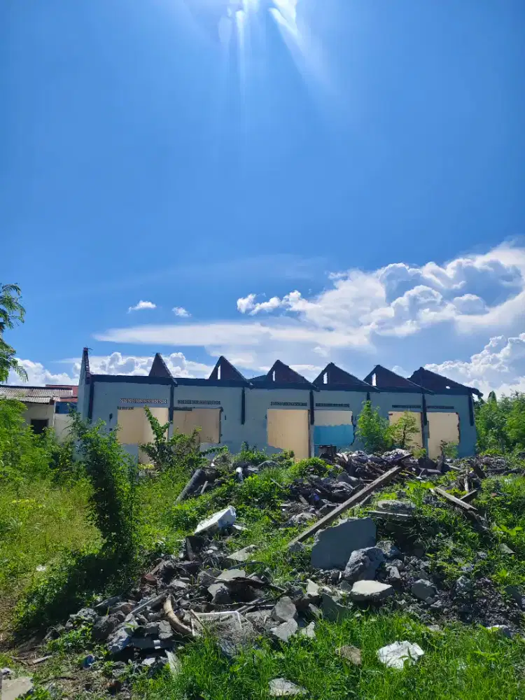 Jasa pembersihan lahan dan pengurukan