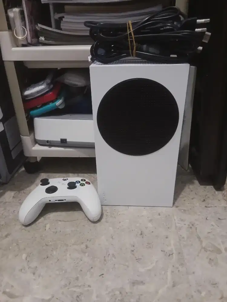 Jual xbox series s (nego)