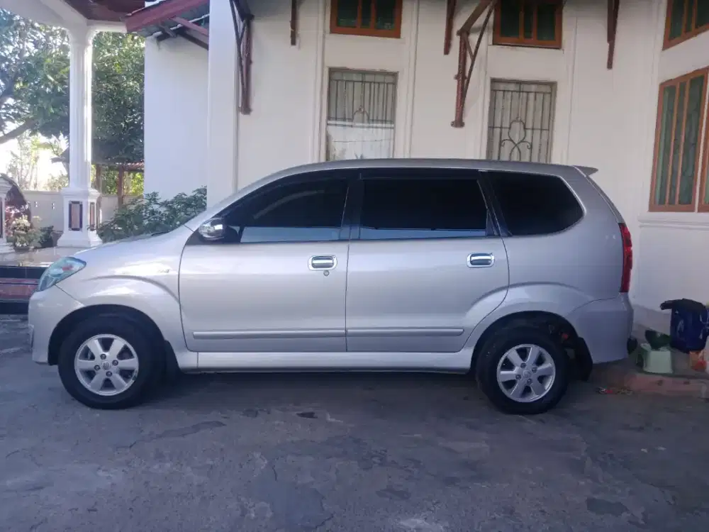Jual avanza metic type G tahun 2010 harga nego didepan unid