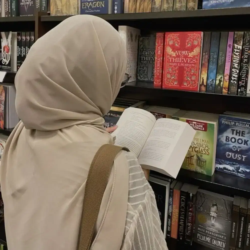 mencari pekerjaan pengalaman administrasi & hospitally