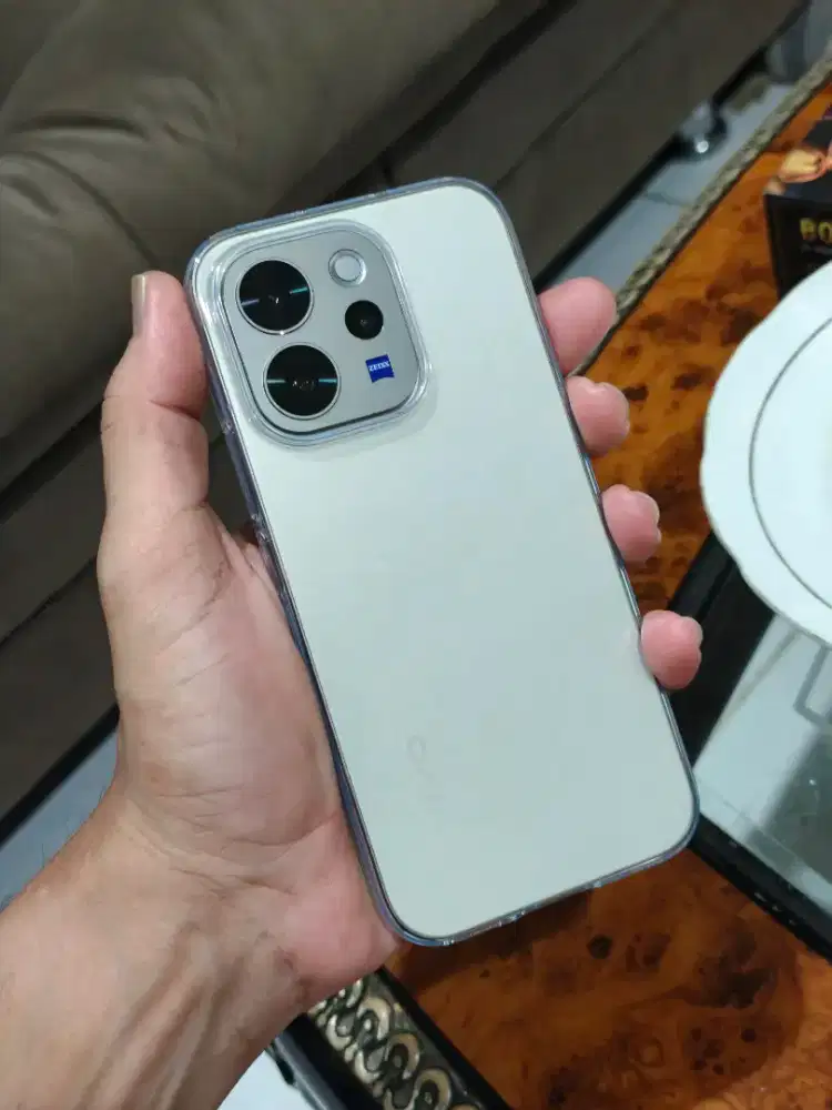 Vivo v70 like new sehari pakai