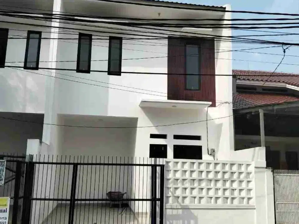 Rumah 2 Lantai Siap Huni di Harapan Indah Bekasi – Lokasi Strategis & Nyaman