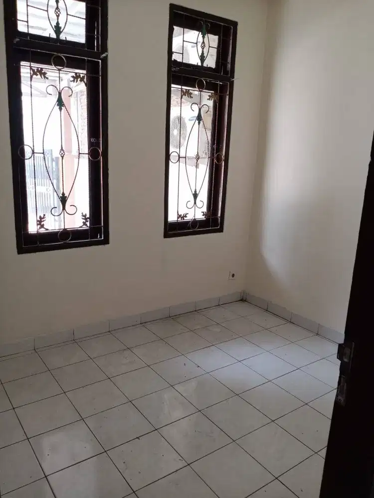 Rumah disewakan di Graha Asri Cikarang utara